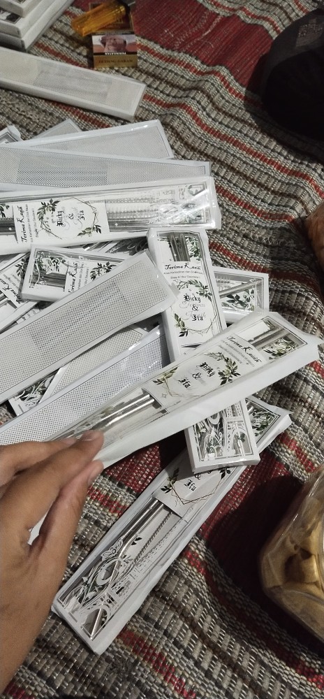 Bisa Cod Souvernir Pernikahan Sedotan Stainless Alas Kartu Ucapan Kemasan Mika