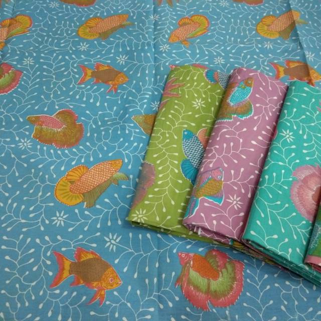 Kain batik katun motif ikan