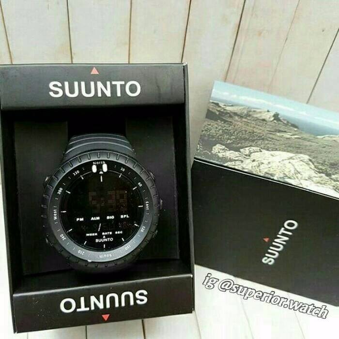 suunto core fullblack