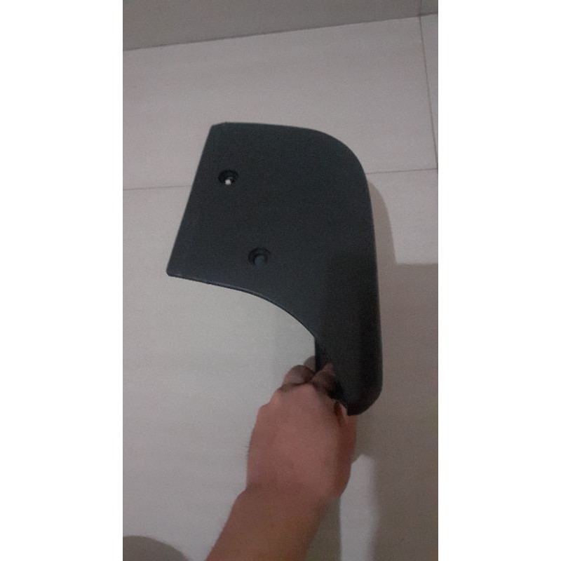 aksesoris kuping bumper depan daihatsu taft gt sebelah kanan