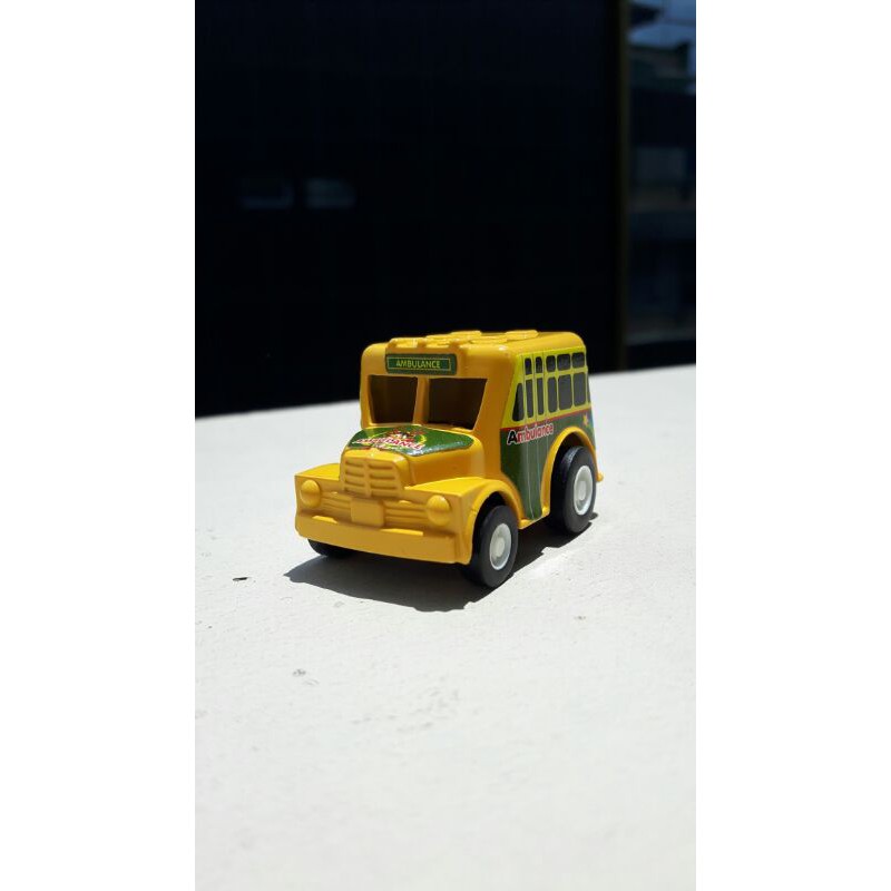 Diecast ambulance kuning kecil BA 2143 car diecast