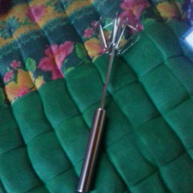Better Beater Hand Mixer Manual Pengocok Telur Praktis