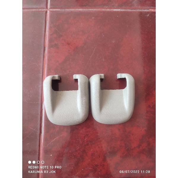 Cover tutup baut jok belakang Avanza 2010