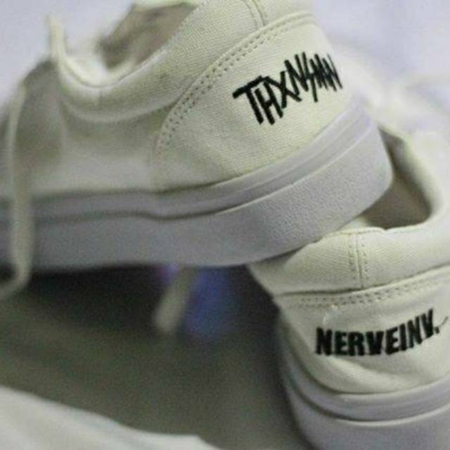 Sepatu Thanksinsomnia Ayara size 42 | Shopee Indonesia