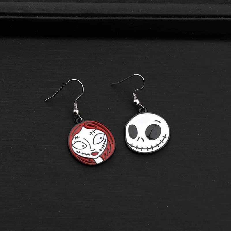 Anting Tusuk Gantung Desain Jack and Sally Zombiehantu Tema Halloween Gaya Vintage Untuk Wanita