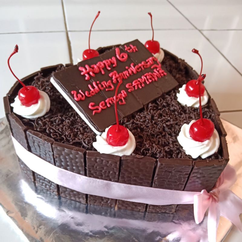 

kue tart siram coklat/ coklat cake