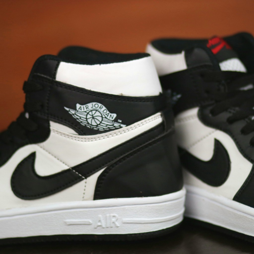 Sepatu Basket Nike Air Jordan 1 Retro High Bisa Buat Outdoor Dn Indoor