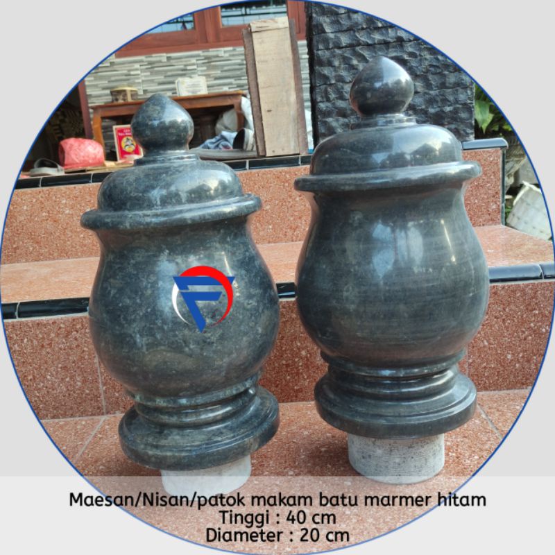 Sepasang Nisan/maesan/patok makam bulat batu marmer hitam glossy