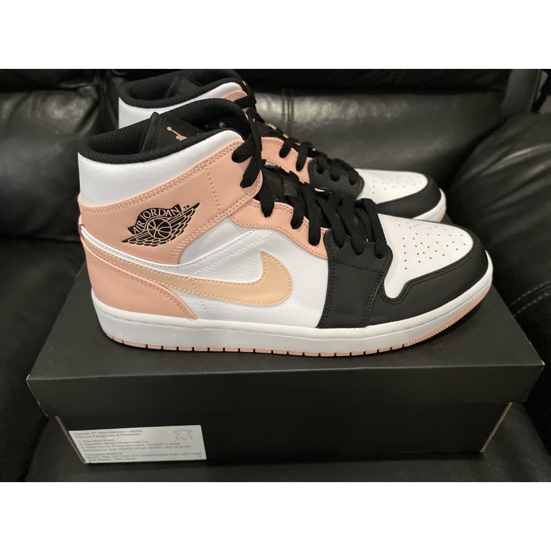 AJ 1 MID CRIMSON TINT