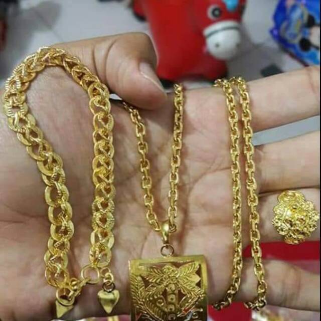 KALUNG RANTAI MEDAN PLUS GELANG KELABANG PLUS CINCIN SET PERHIASAN AKSESORIS LAPIS EMAS 24K