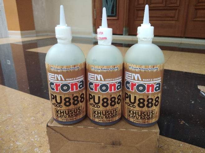 Crona Lem Pu Wood 888