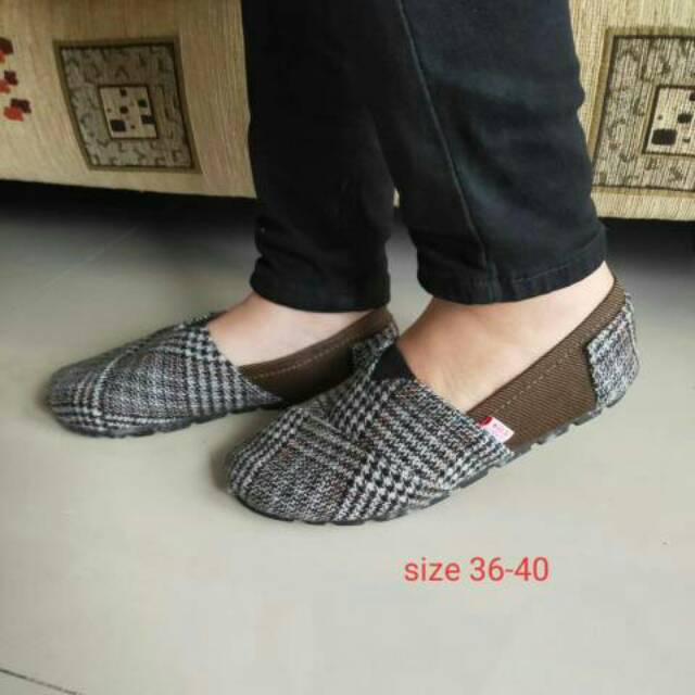 Slip on / Sepatu balet 36-40 Model Orang Jepang