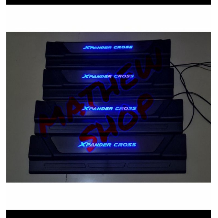 sillplate pintu samping lampu LED xpander cross