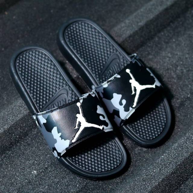 nike benassi jordan original