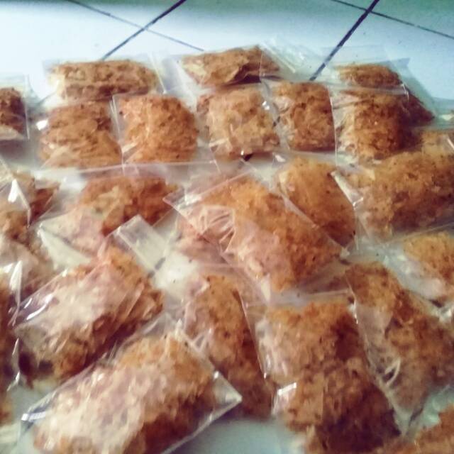 

Kripca keripik kaca Extra pedas Pouch besar..minimal order 6pcs