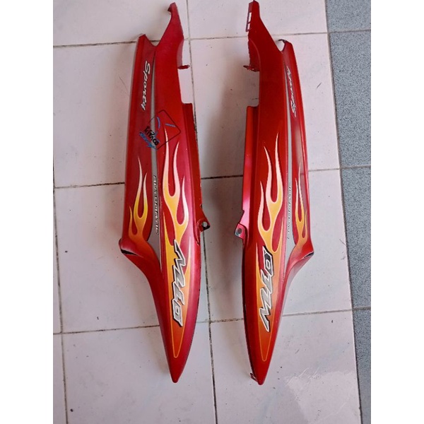 Body/Bodi Bagian Belakang 1Set Kanan Kiri Yamaha Mio Smile Yamaha Mio Sporty Original/Orisinil