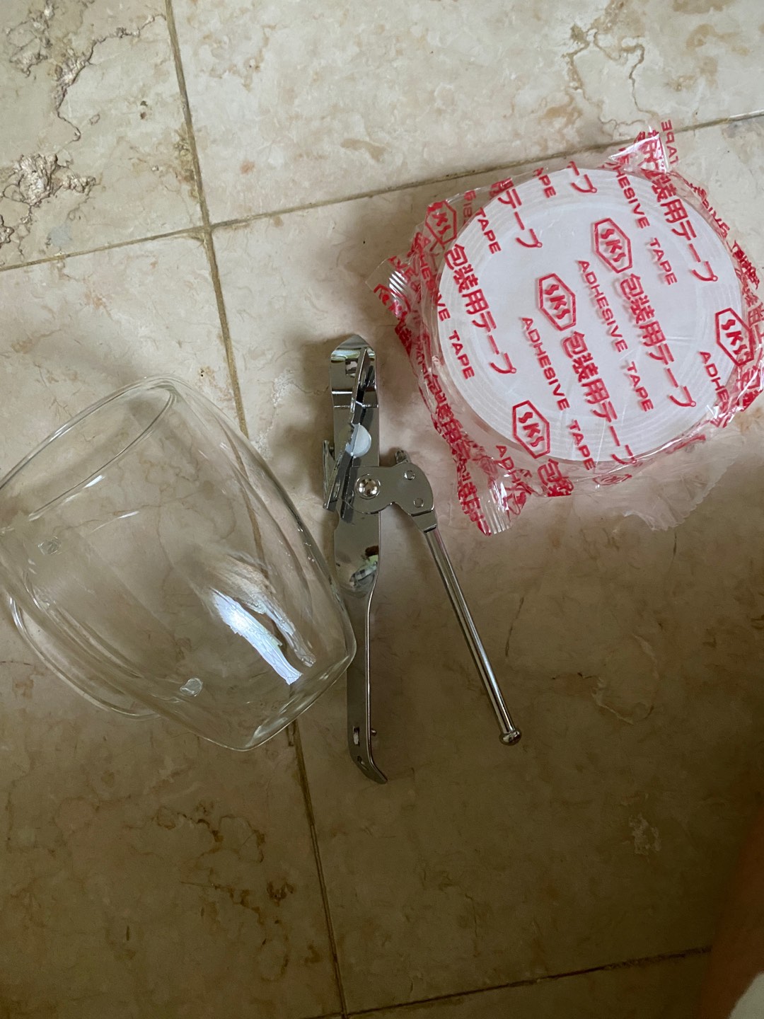 Alat Pembuka Kaleng  Dan Tutup Botol Putar / Can Opener