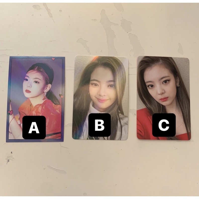 ITZY Lia guess who withdrama benefit fansign fs photocard pc