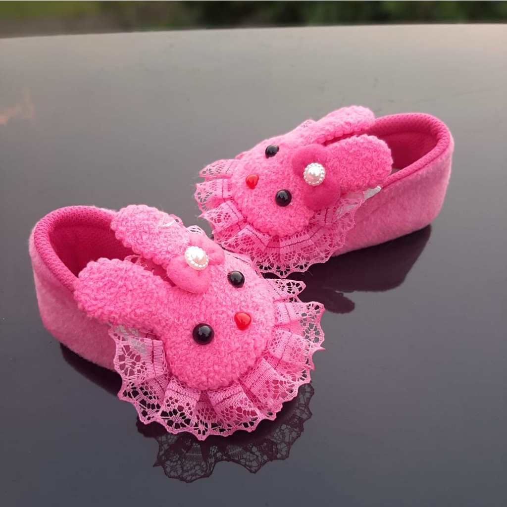 TOKOERS PRP08 Sepatu baby bayi perempuan prewalker 1 - 12 bulan motif Boneka Kelinci bahan bulu lembut