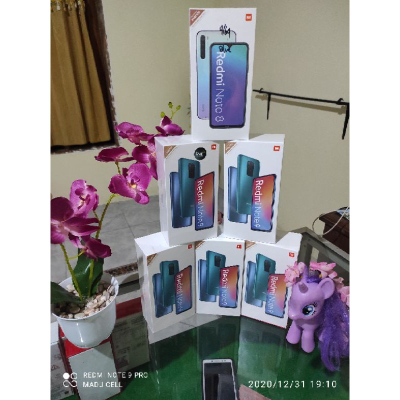 Redmi  10 4/64  & 6/128-Random