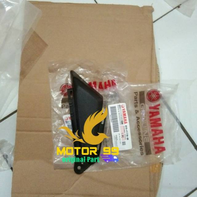 Mole side 4 cover body kecil kanan Xride 125 ori ygp