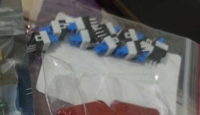 10pcs 7mm*7mm Tactile Button Switch Dip 3pin Self-locking Tombol Kotak Melalui Lubang
