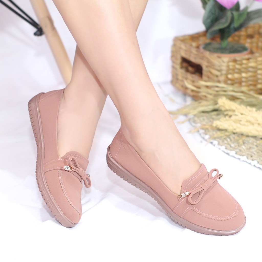 Milicca Sepatu Wanita Flat &amp; Ballerina Bivali