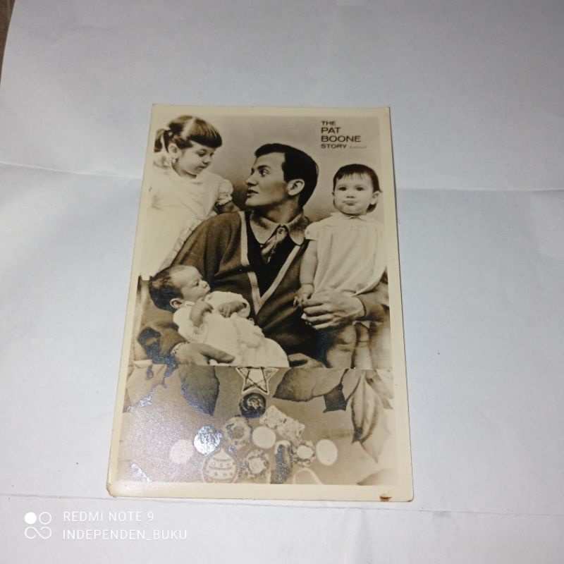 

POST CARD LAMA