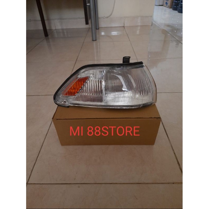 Lampu Sen Depan1pc Toyota Corona Twincam AT171 88-99