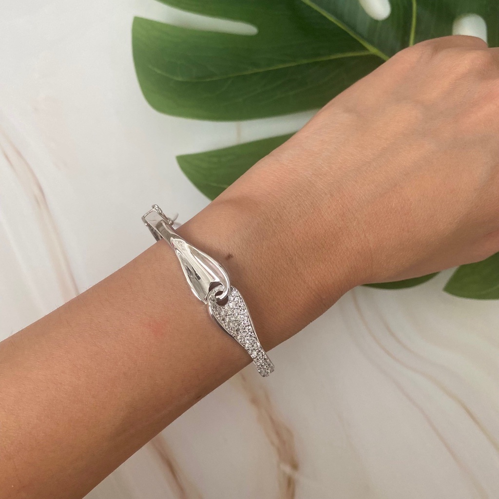 Gelang Kaku Emas Putih Fashion Zircon Kadar 75% 14.23 Gram