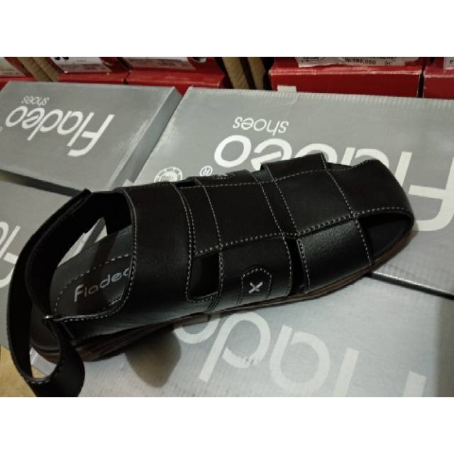 sz 40 wrn htm Sandal sepatu pria merk FLADEO
