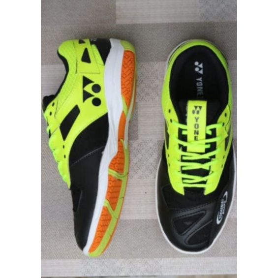 sepatu badminton yonex , sepatu bulutangkis yonex murah , sepatu olahraga yonex , sepatu bulutangkis