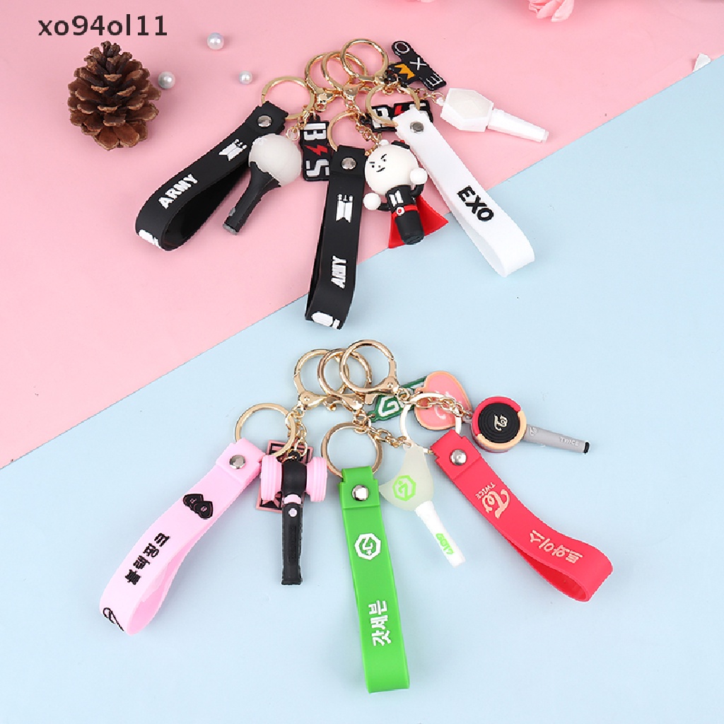 Gantungan Kunci Desain Kpop BTS TWICE NCT EXO BLACKPINK GOT7 Light Stick Lanyard