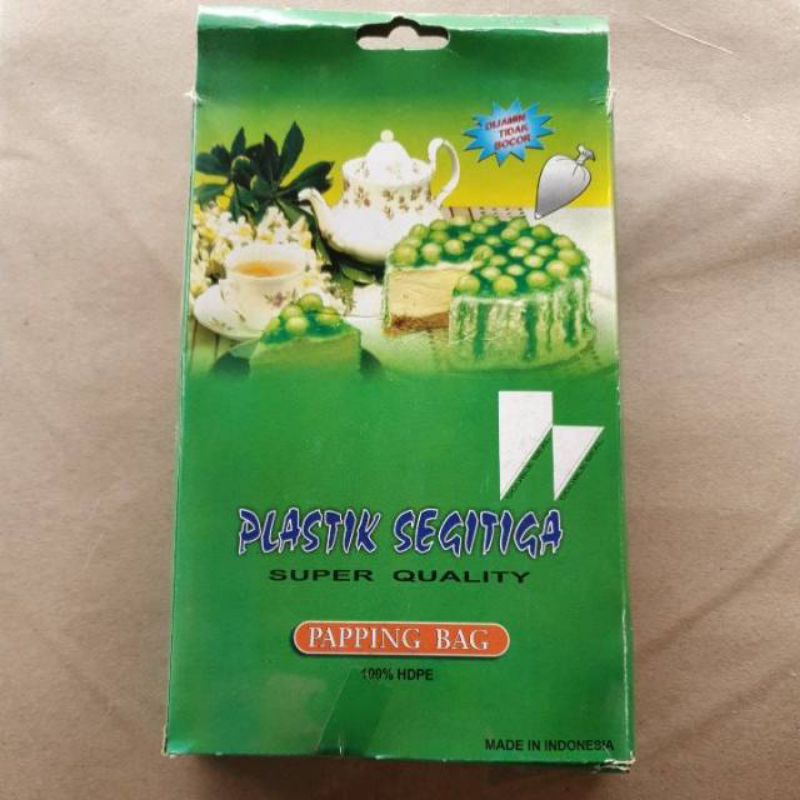 plastik segitiga isi 100 pcs high quality