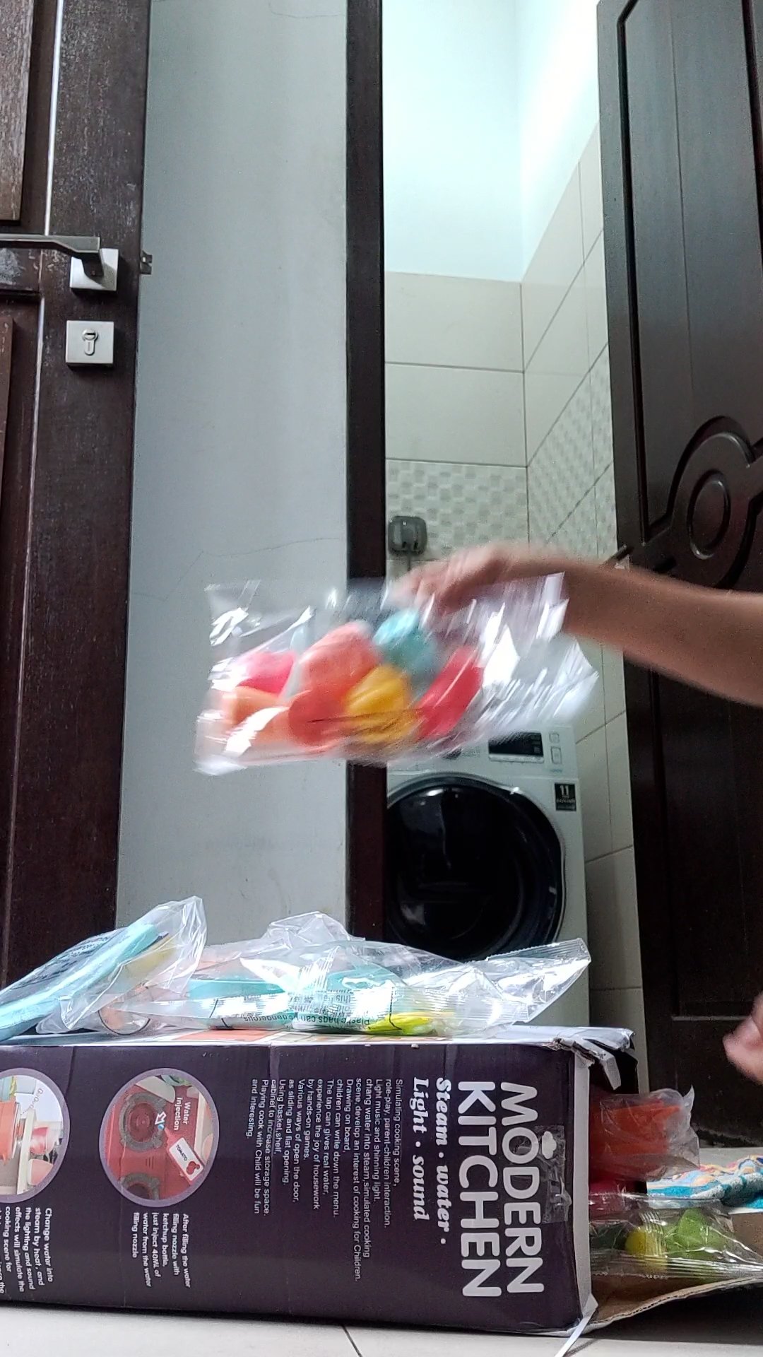 Tma / Mainan Anak Spraying Mist Kitchen / Kitchen Set Uap Ukuran Besar