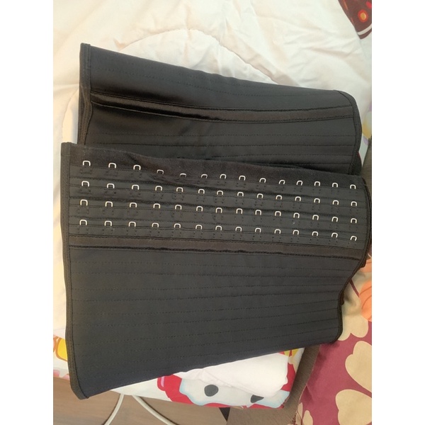 Korset Tiny & Co size XS 29 Bones Latex and Tourmaline