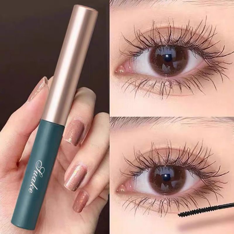 Mascara Waterproof bulu halus