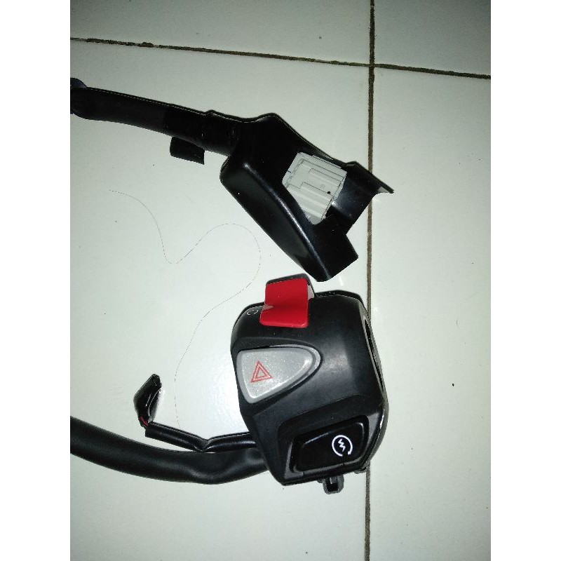 holder kanan pcx 150 hybrid holder forza