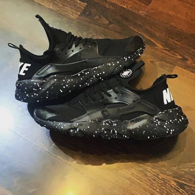 nike huarache black glitter
