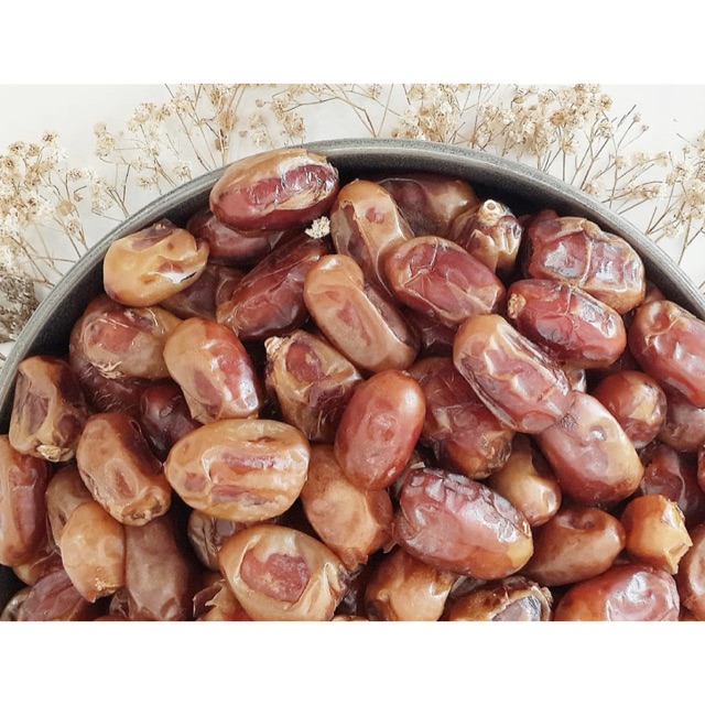 

KURMA HALAL 100% ASLI UNITED ARAB EMIRATES