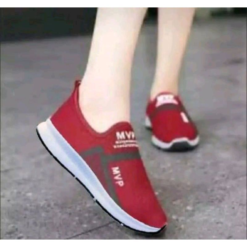 sepatu pria/wanita slip on  mvp