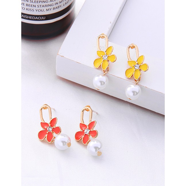 LRC Anting Tusuk Fashion Drop Oil Flower 925 Sterling Silver Pearl Earrings D17351