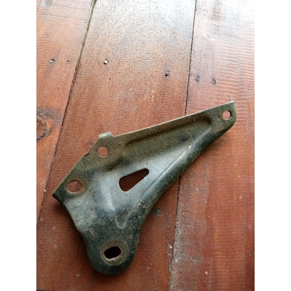 Dudukan breket knalpot Honda Astrea prima star original