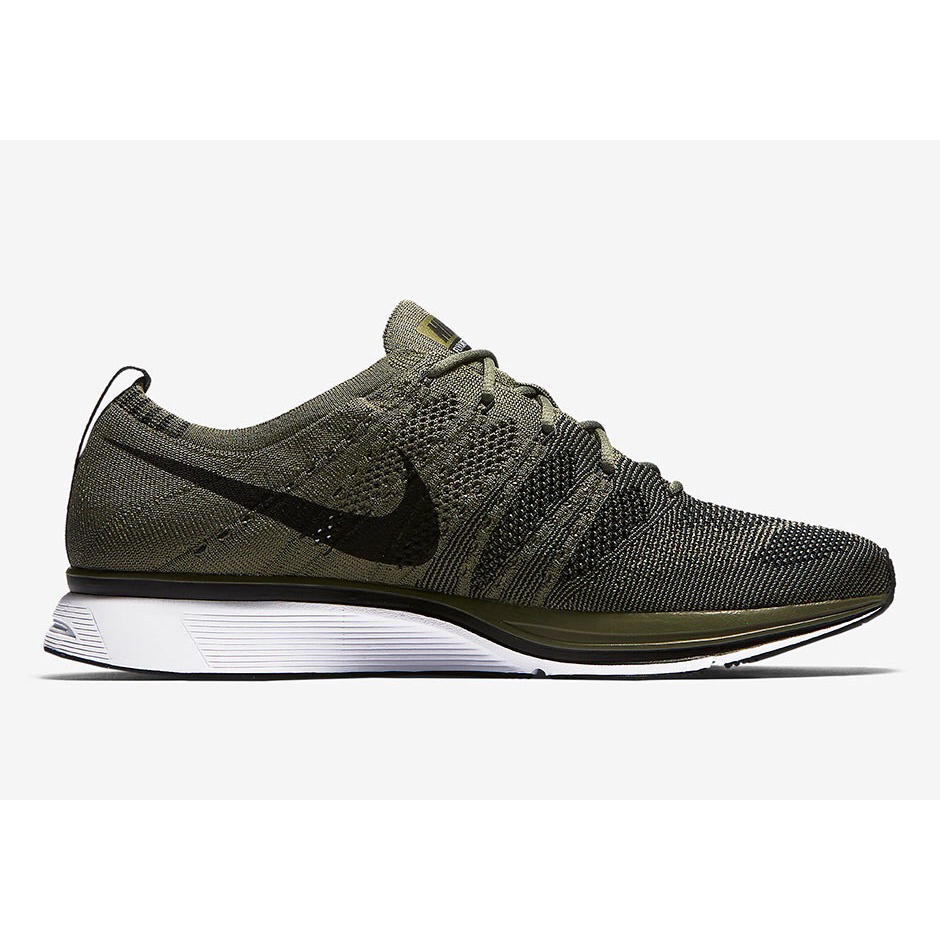 flyknit trainer olive