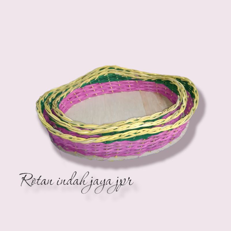 

PARSEL OMBAK TANPA TANGKAI/PARSEL ROTAN/KERANJANG ROTAN