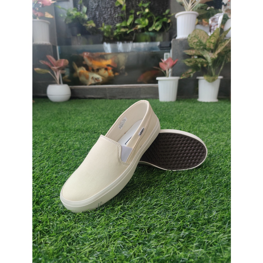 SEPATU SLIP ON PRIA DAN WANITA 017 CREAM CREAM/SEPATU KASUAL SLIP ON/SEPATU KERJA/SEPATU SANTAI/SEPATU PRIA  DAN WANITA/SEPATU SLIP ON/SEPATU SNEAKERS