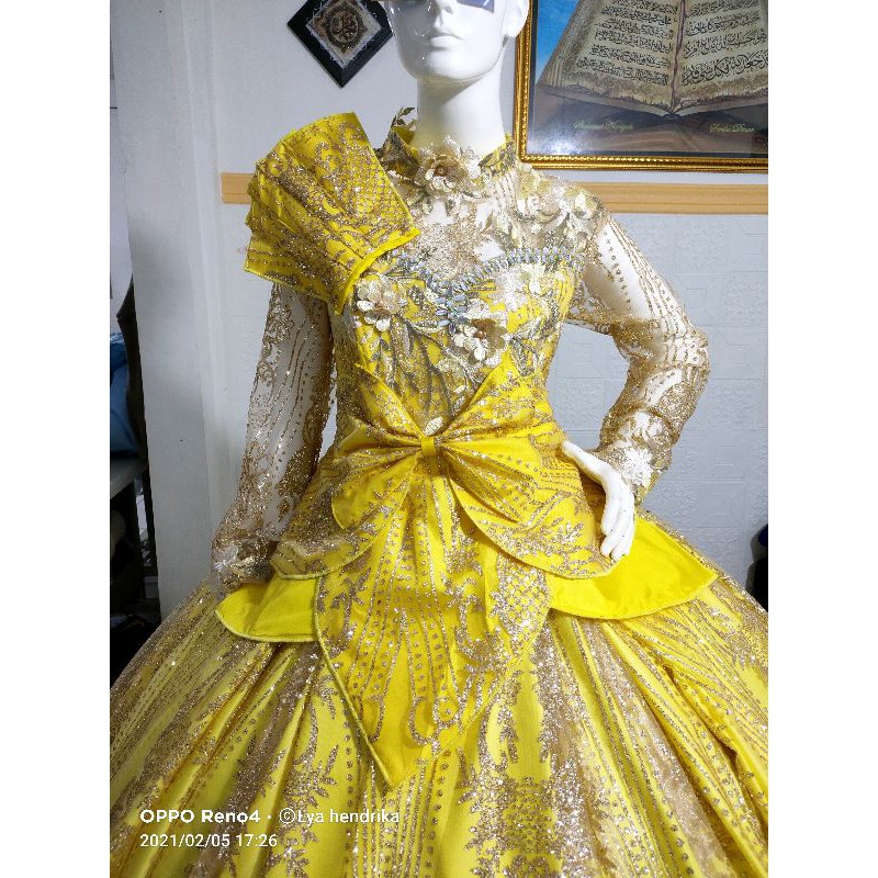 Gaun pengantin mewah candy crush ekor