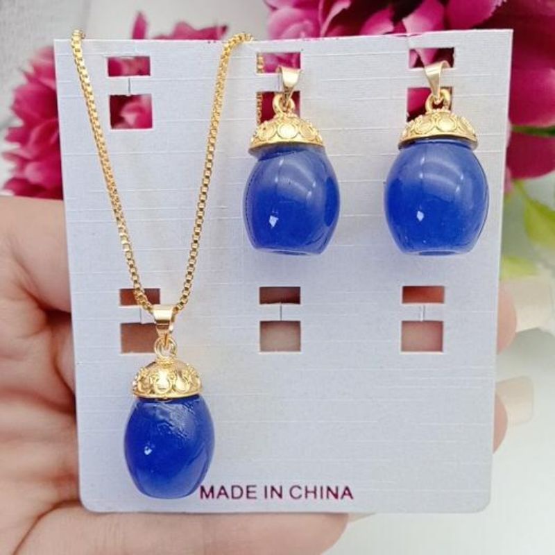 kalung liontin biru lapis emas terawet