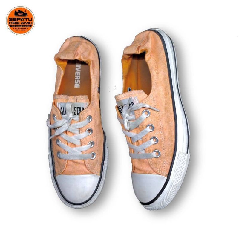 Converse Low Orange
