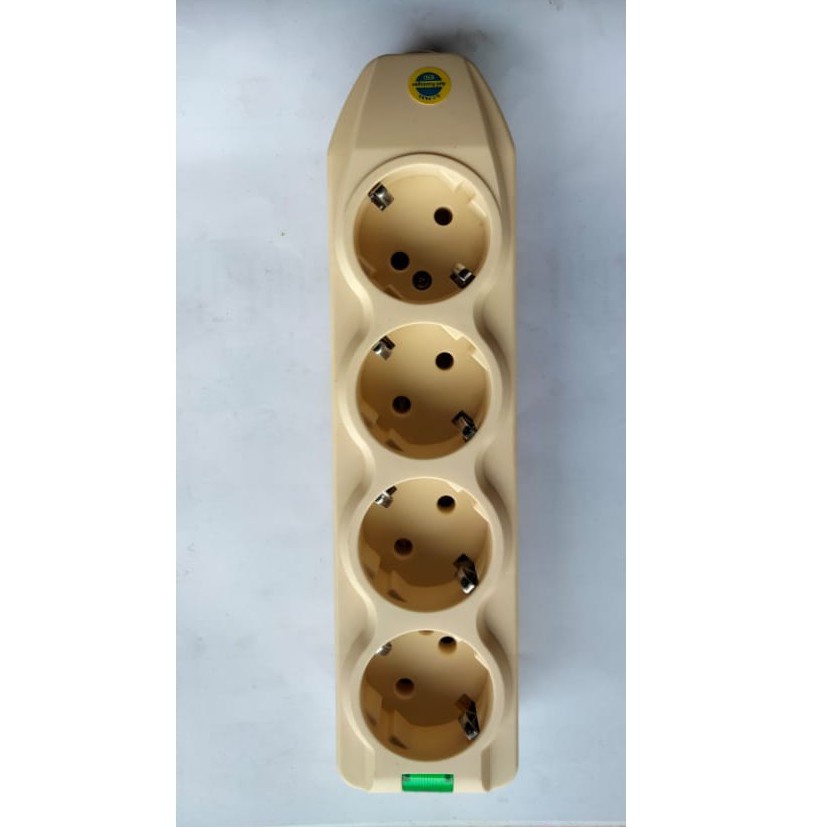 TERMINAL LISTRIK KUNINGAN COLOKAN 4 LUBANG TANPA KABEL